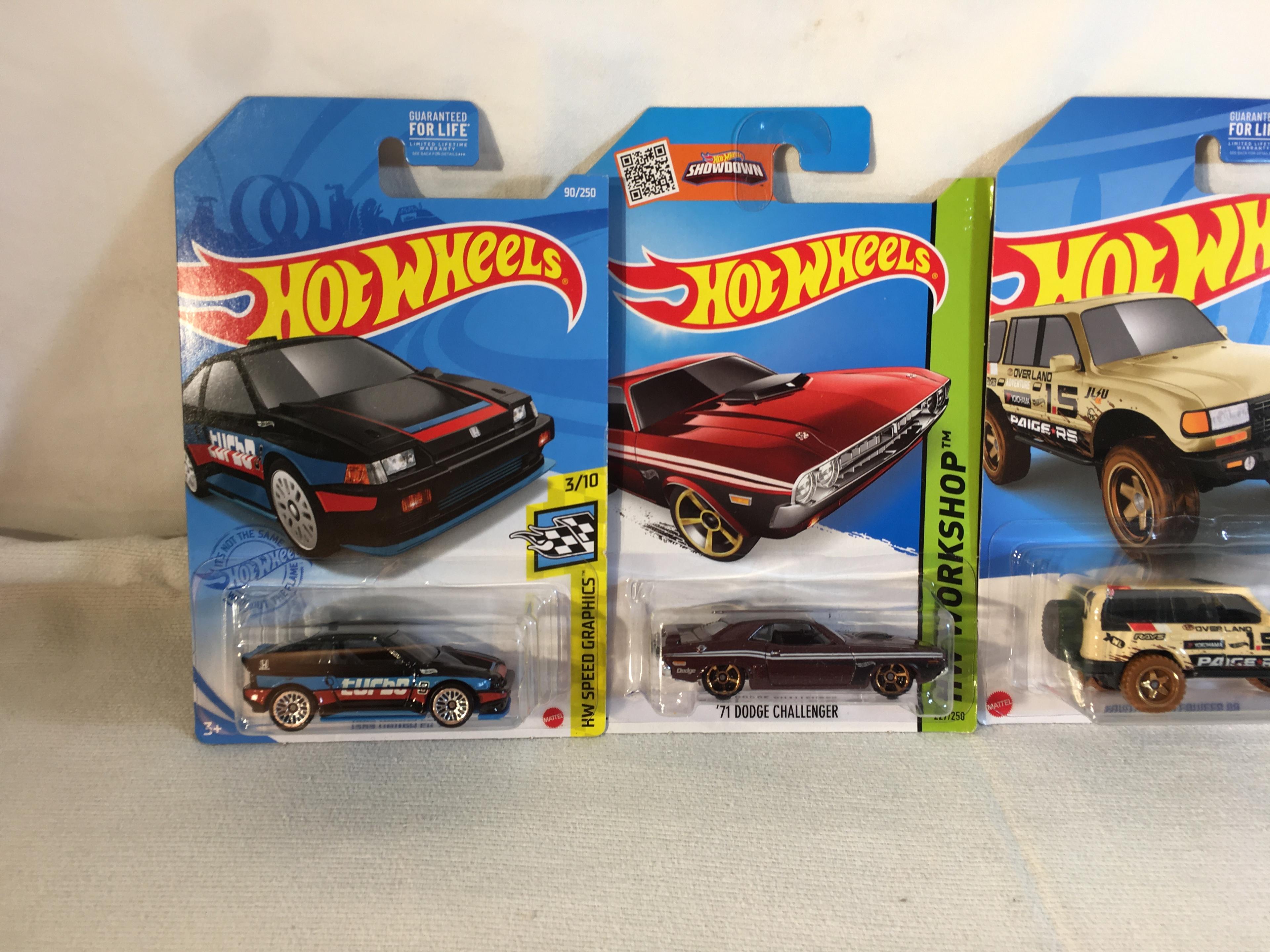 Lot of 4 Pcs Collector New in Package Hot wheels Mattel 1/64 DieCast Meta Cars - See Pictures