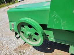 JOHN DEERE 336 SQUARE BALER, BROKEN KNOTTER