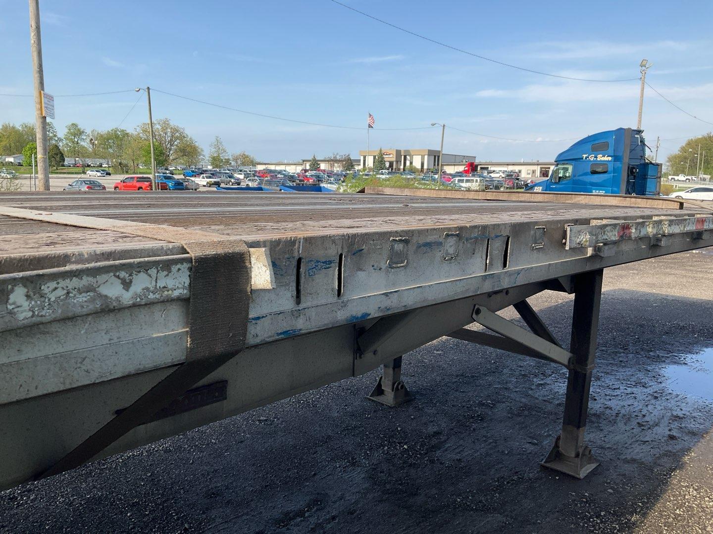 2001 REITNOUER FLATBED Serial Number: 1RNF48A291R008248