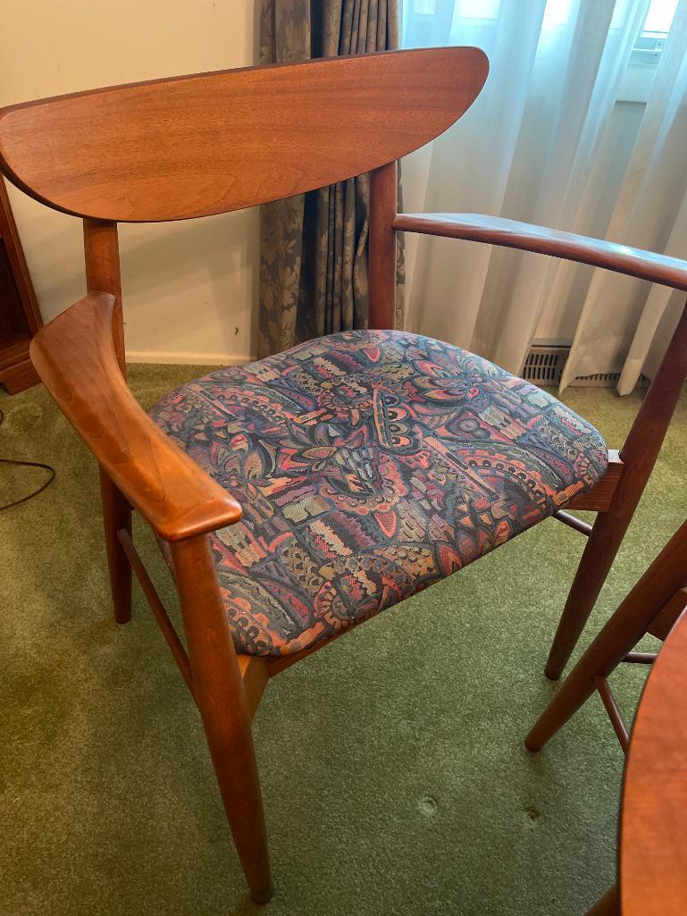 MCM Table and 6 Chairs