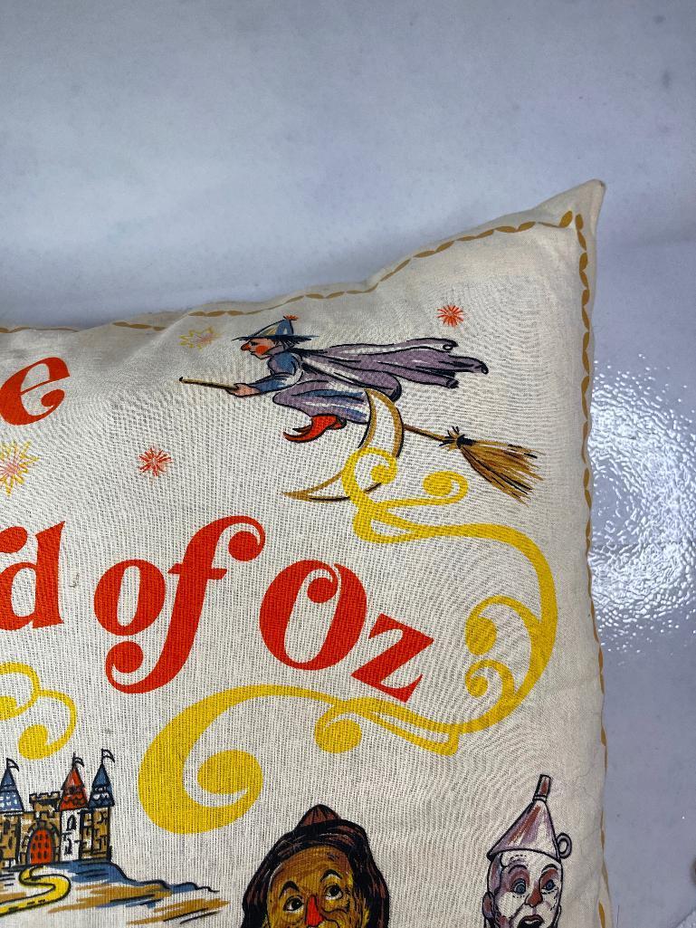 Wizard of Oz Pillow - Rare