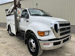 2013 FORD F750