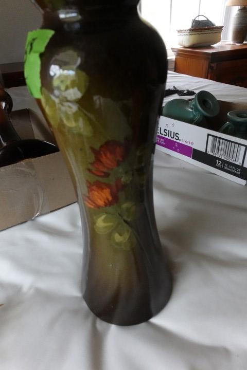 APPROX 11 INCH VASE NO MARKINGS