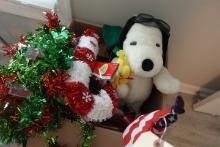 BOX LOT INCLUDING HOLIDAY DECORATIONS AND SNOOPY WOODSTOCK ITEMS