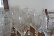 SET OF CRYSTAL STEMWARE INCLUDING CREAM AND SUGAR AND WINE GLASSES