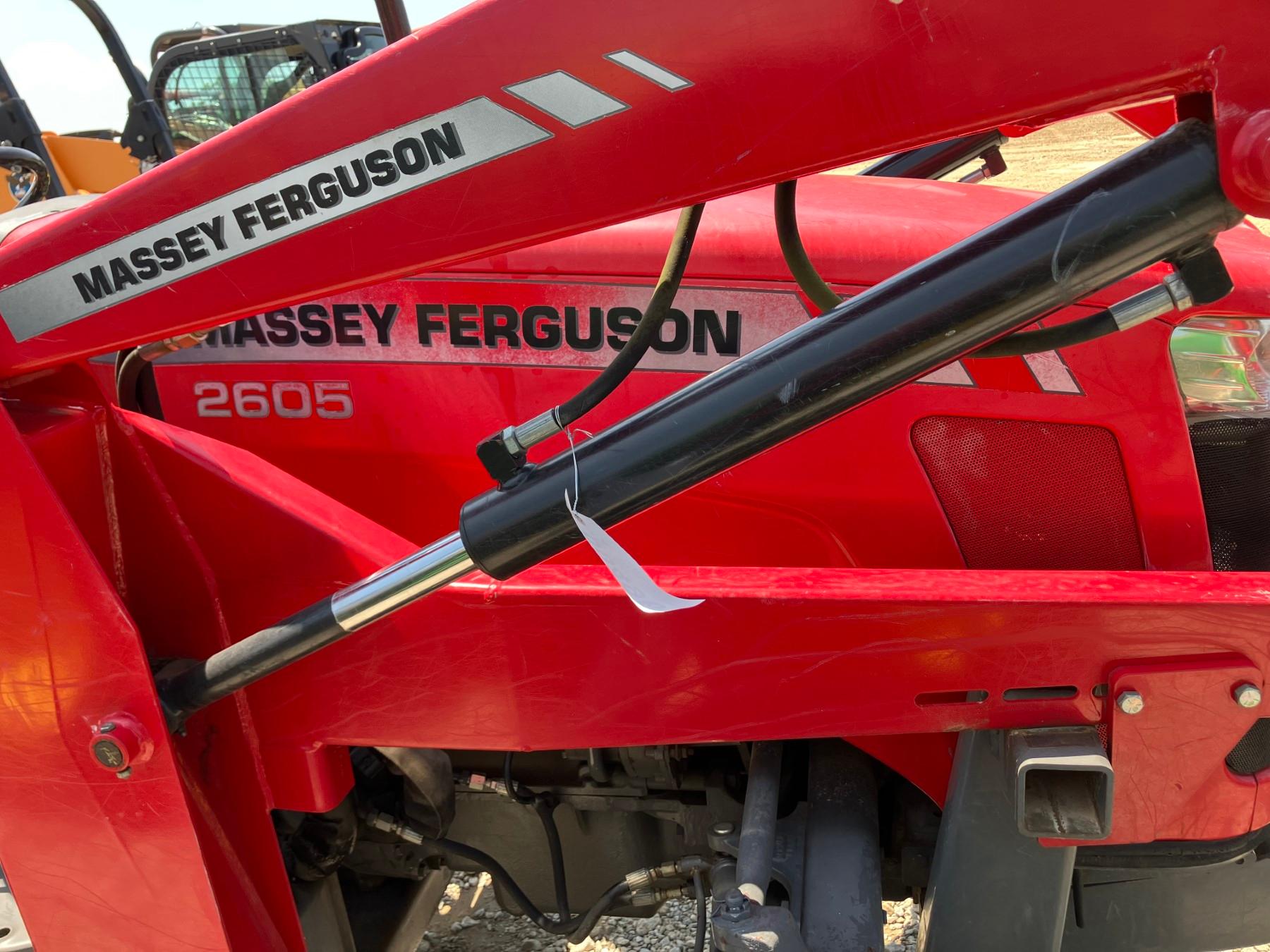 MASSEY FERGUSON 2605