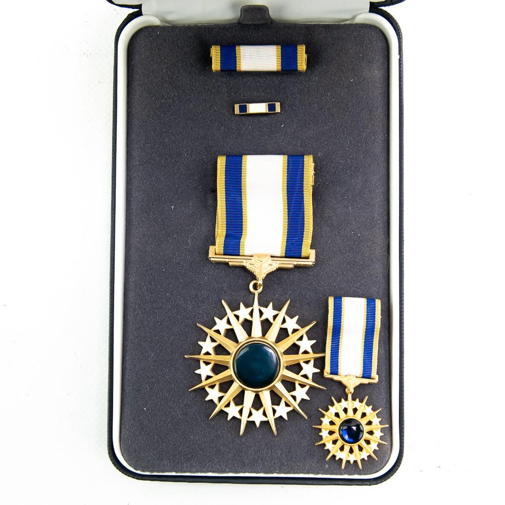 US Air Force Cased Medal Lot-DSC DSM Purple Heart
