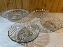 4 Glass Serving Bowls