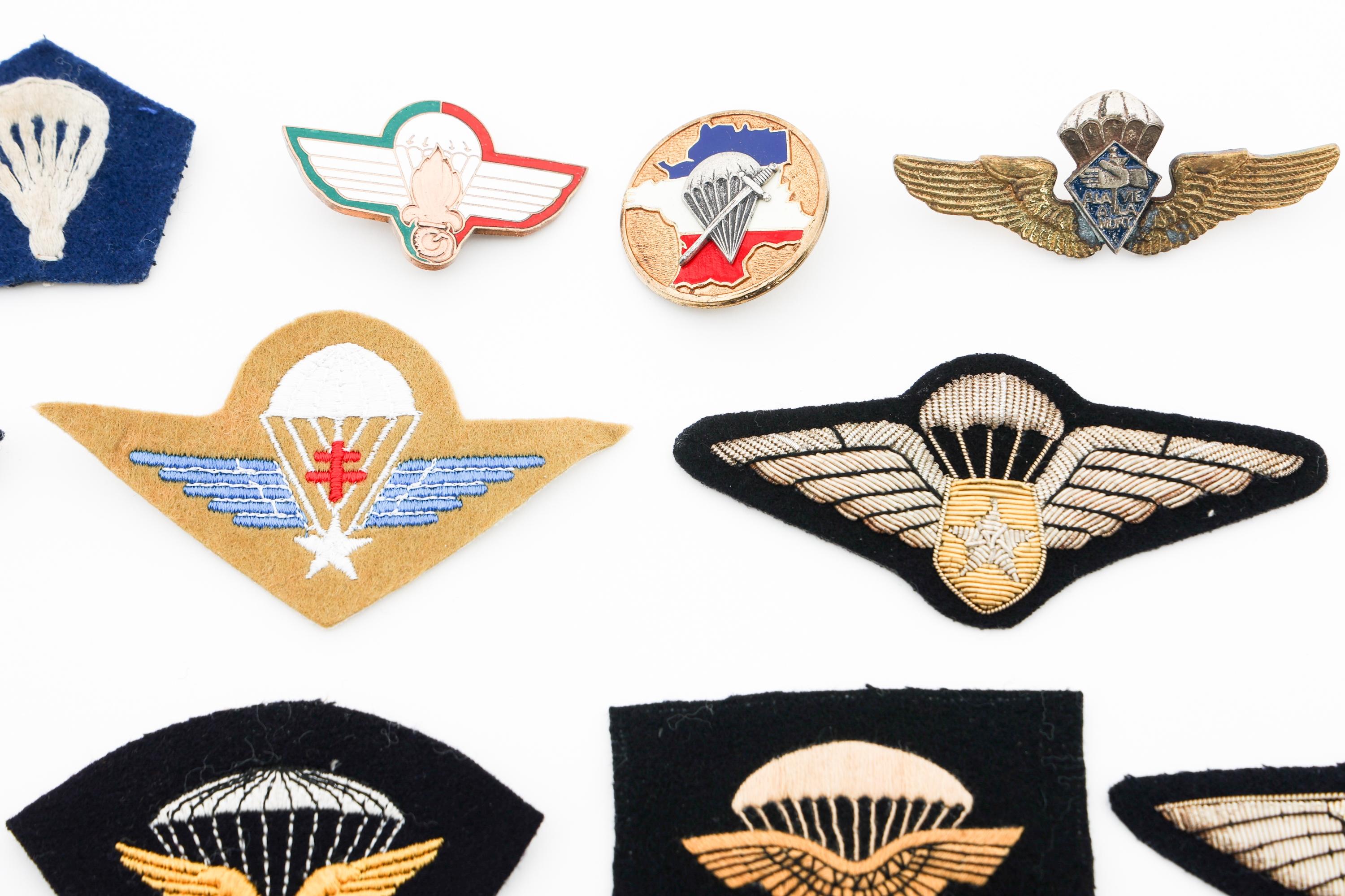 COLD WAR FRENCH PARATROOPER JUMP WINGS & INSIGNIA