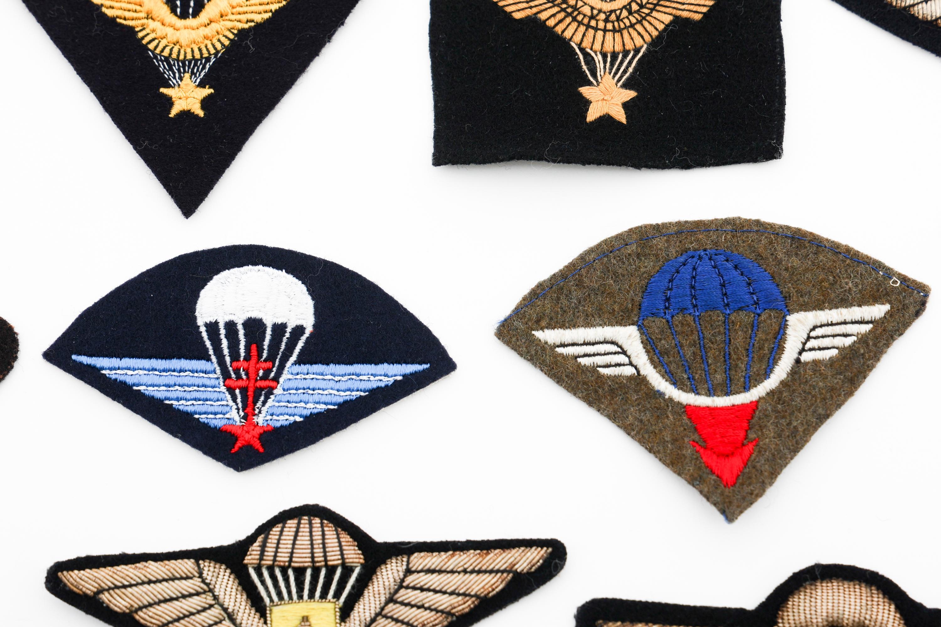 COLD WAR FRENCH PARATROOPER JUMP WINGS & INSIGNIA