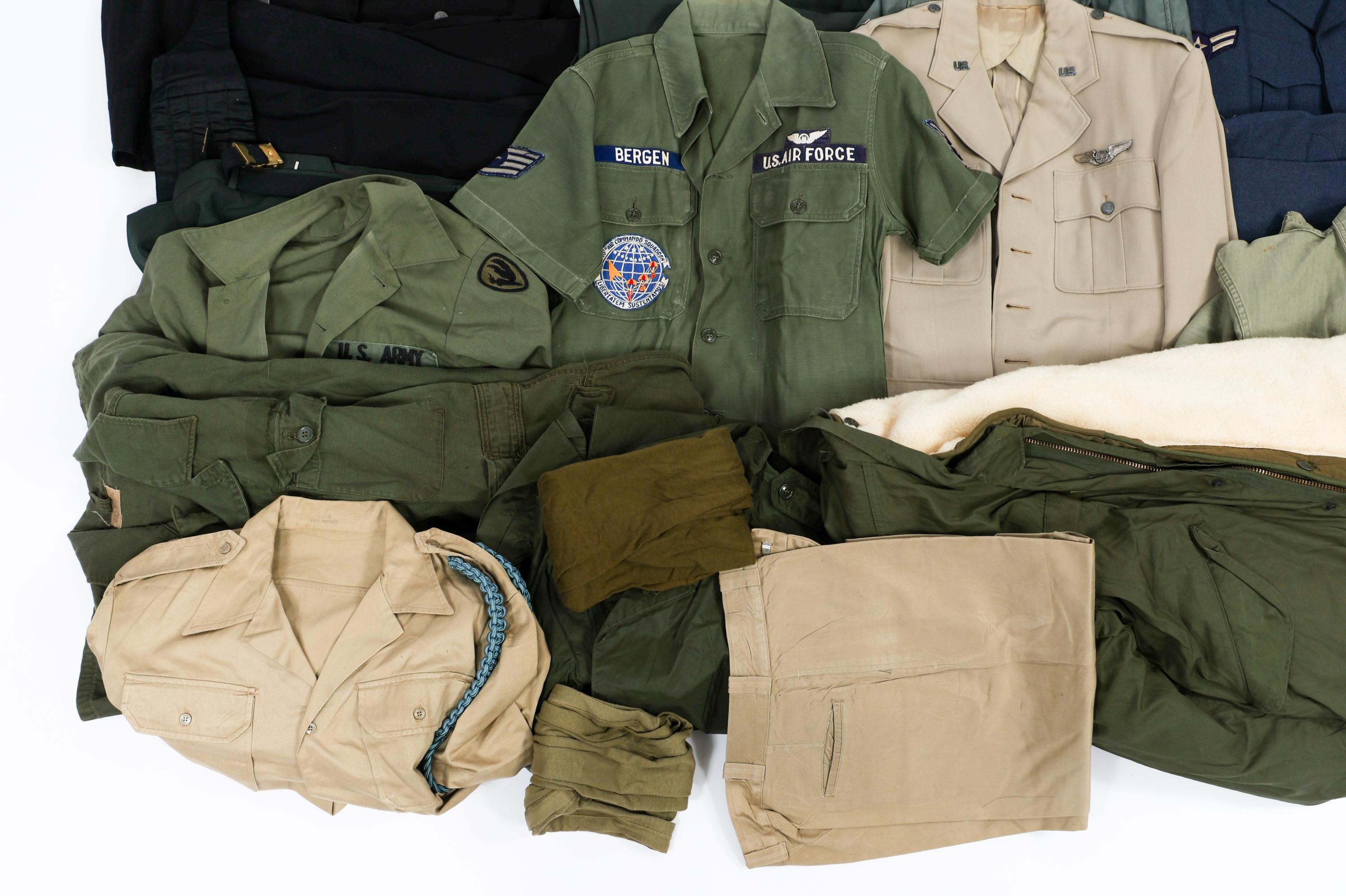 KOREAN WAR - CURRENT US ARMED FORCES UNIFORMS