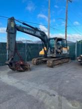 Volvo EC140CL Tracked Excavator, ID No. VCEC140CL00110776, 4,726 Hours, Grapple Attachment