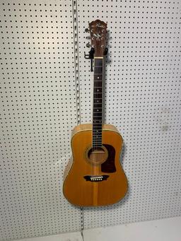 Washburn Acoustic Guitar (Cracked Top) with Case