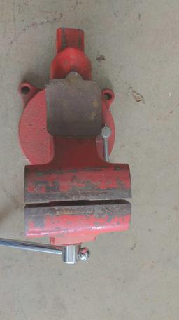 Large 6" red bench vise
