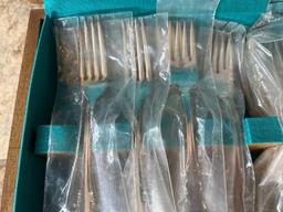 Reed and Barton Service for 12 Flatware Set
