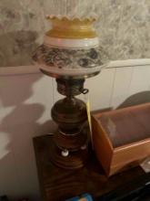 Vintage lamp with decor pieces