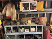 cabinet of carburetors, automobile parts, hardware, etc