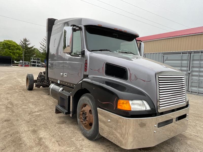 1998 Volvo VN Sleeper Skeleton