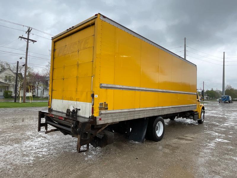 2013 Freightliner M2106 Box Truck