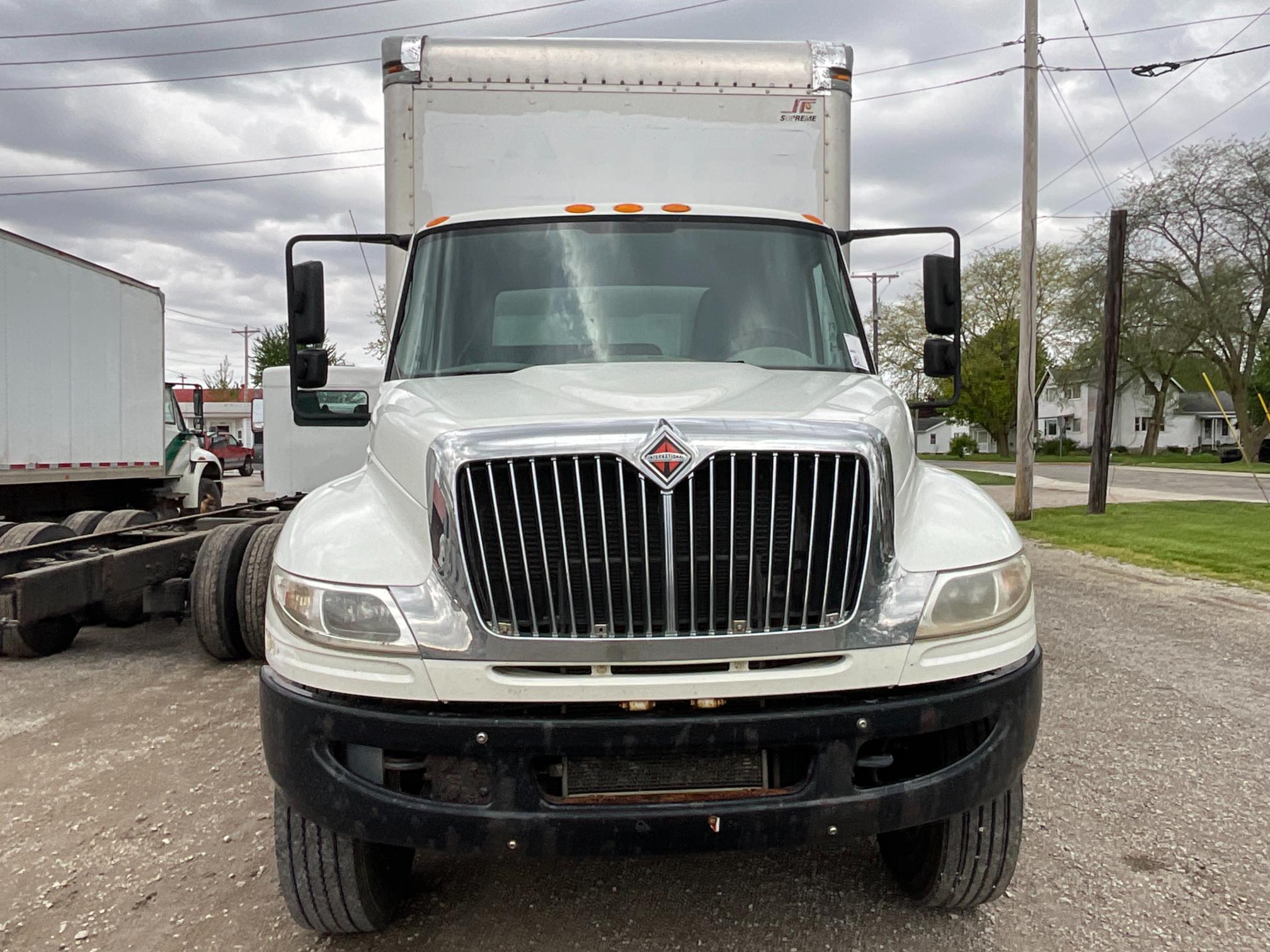 2016 International 4300 Box Truck