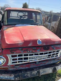 International 1964 Crew Cab Travelette Sells with title