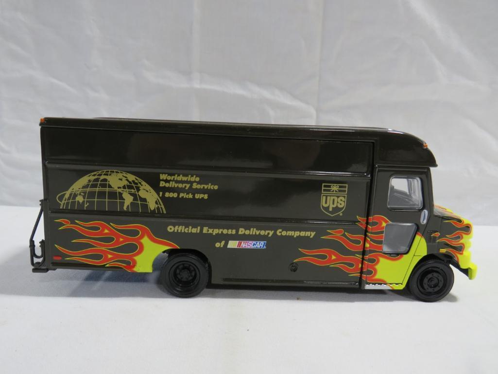 2001 UPS Flame Van