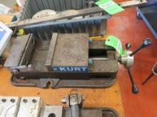 Kurt 6" Machinist Vise