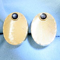 Vintage Star Sapphire Etched Oval Cufflinks In Solid 14k Yellow Gold