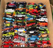 Lot of Hotwheels and other toy cars