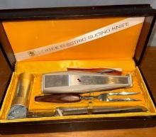 1960's Schick Electric Slicing Knife in wood case- works