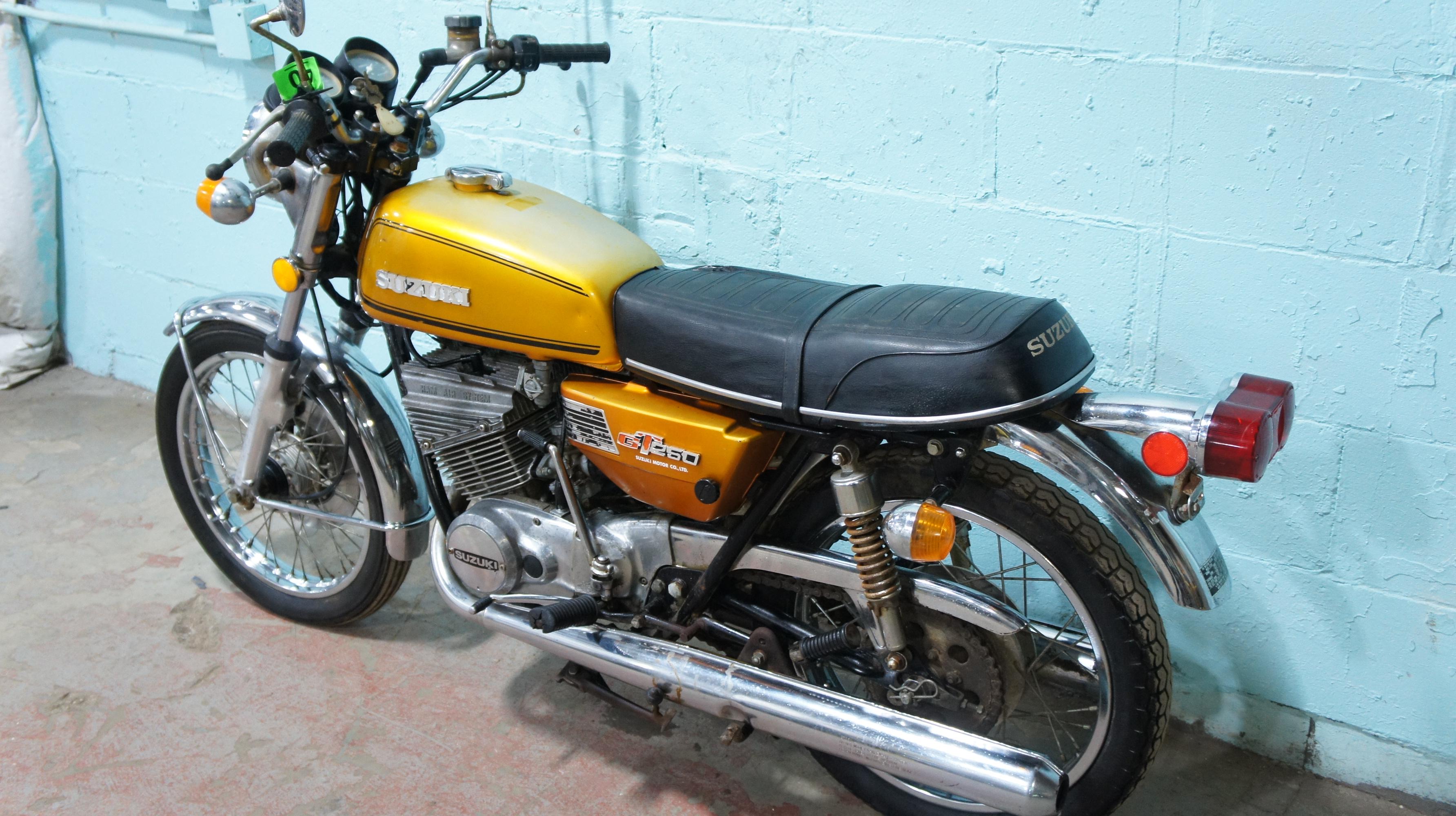 1975 Suzuki GT250 Motorcycle