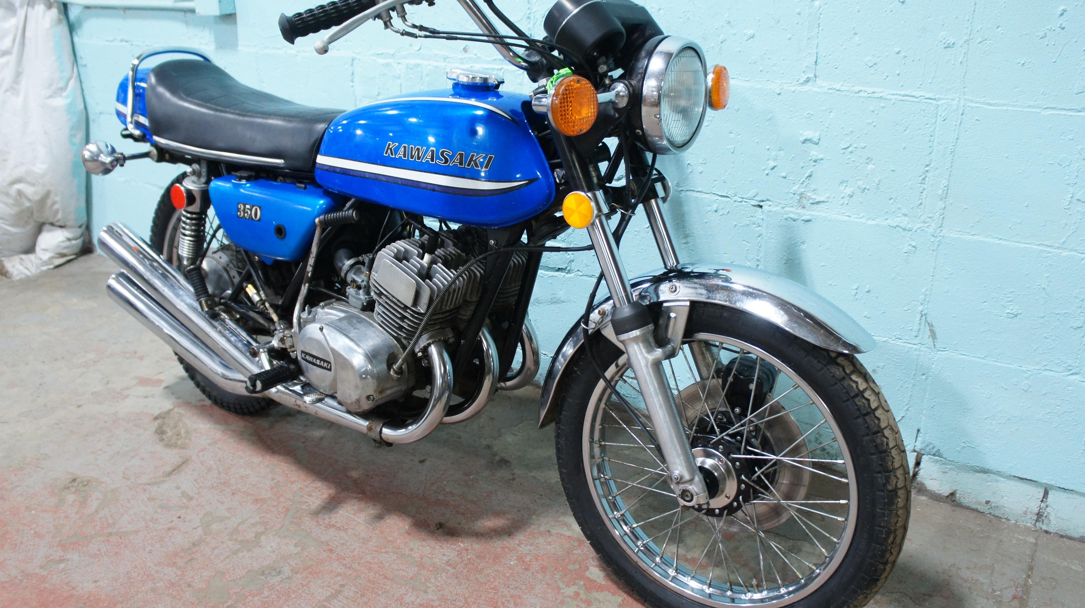 1973 KAWASAKI S2 Motorcycle