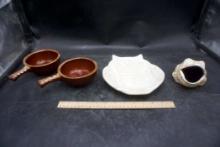 2 Stoneware Pots, Owl Plate & Frog sponge dish
