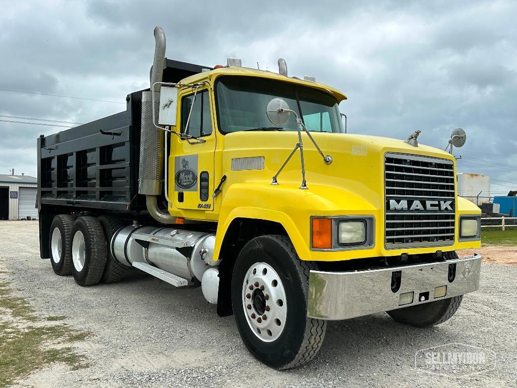 1999 Mack CH613 T/A Dump Truck [YARD 1]
