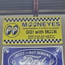 Mooneyes  Speed Equipment Metal Sign