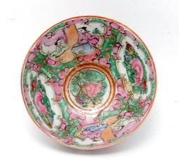 Chinese Porcelain Rose Medallion Serving Bowl