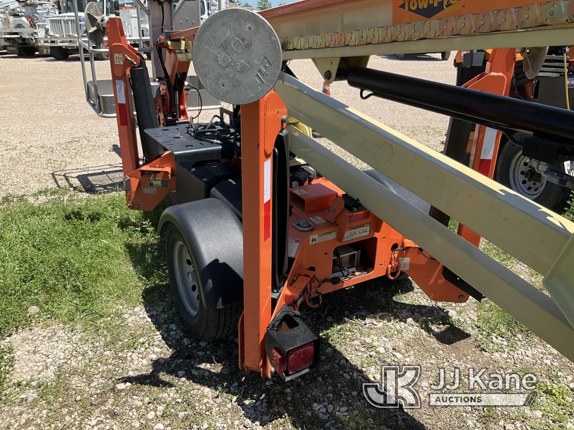 (Waxahachie, TX) JLG T350, Articulating & Telescopic Bucket mounted on 2012 JLG Industries, Inc. S/A
