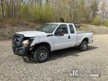 2013 Ford F250 4x4 Extended-Cab Pickup Truck Runs & Moves) (Check Engine Light On, Worn Tires, Body 