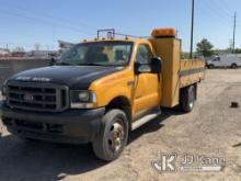 2004 Ford F550 Flatbed/Service Truck Runs, Moves, Rust, Seller States: Newer Transmission