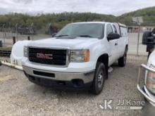 2013 GMC Sierra 2500HD 4x4 Extended-Cab Pickup Truck Not Running, Condition Unknown, Rust Damage
