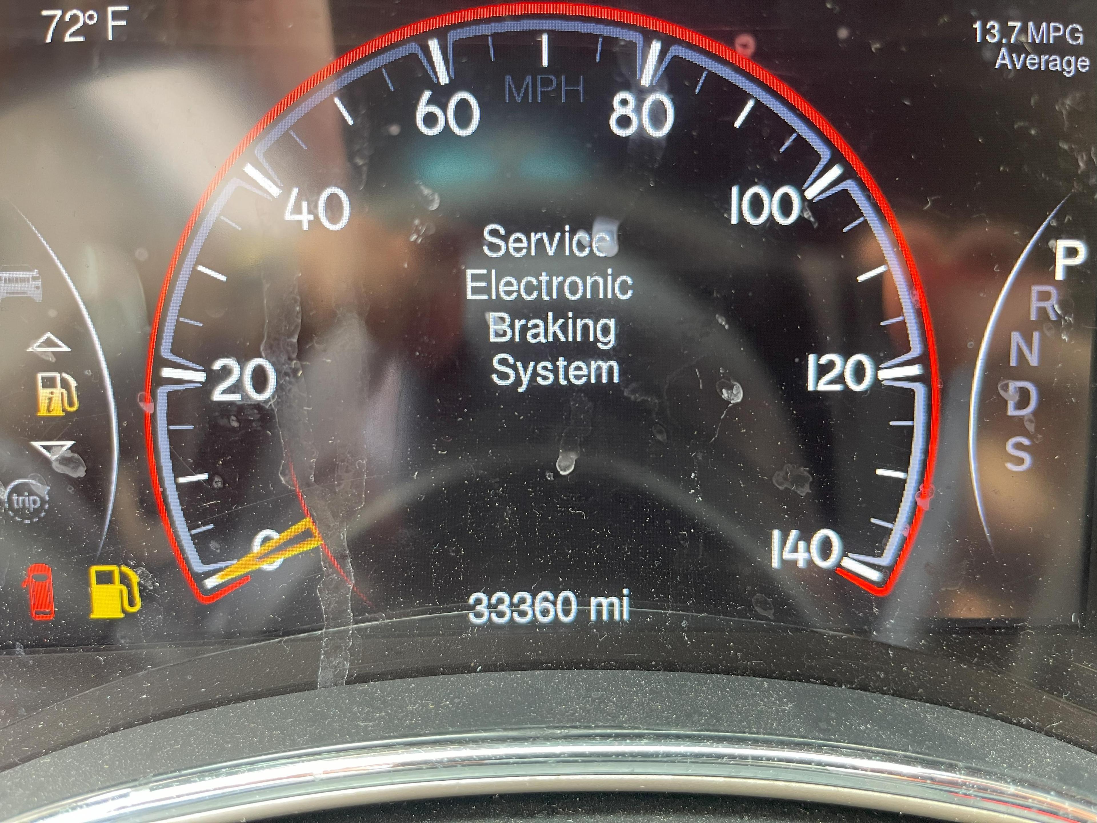 LOCATION PORTER, TX; 2015 Chrysler Jeep Grand Cherokee 4-Door Limousine, VIN# 1C4RJEAG0FC694029, 650