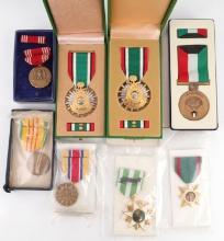 LOT OF 8 MEDALS US MILITARY VIETNAM & KUWAIT