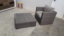 BRAND NEW OUTDOOR 100% SYNTHETIC WICKER CHAIR WITH GLASS TOP COFFEE TABLE