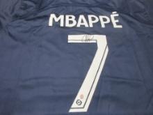 Kylian Mbappe of Paris Saint Germaine  signed autographed soccer jersey PAAS COA 621