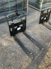 FORK ATTACHMENT FOR RIDE ON SKID STEER