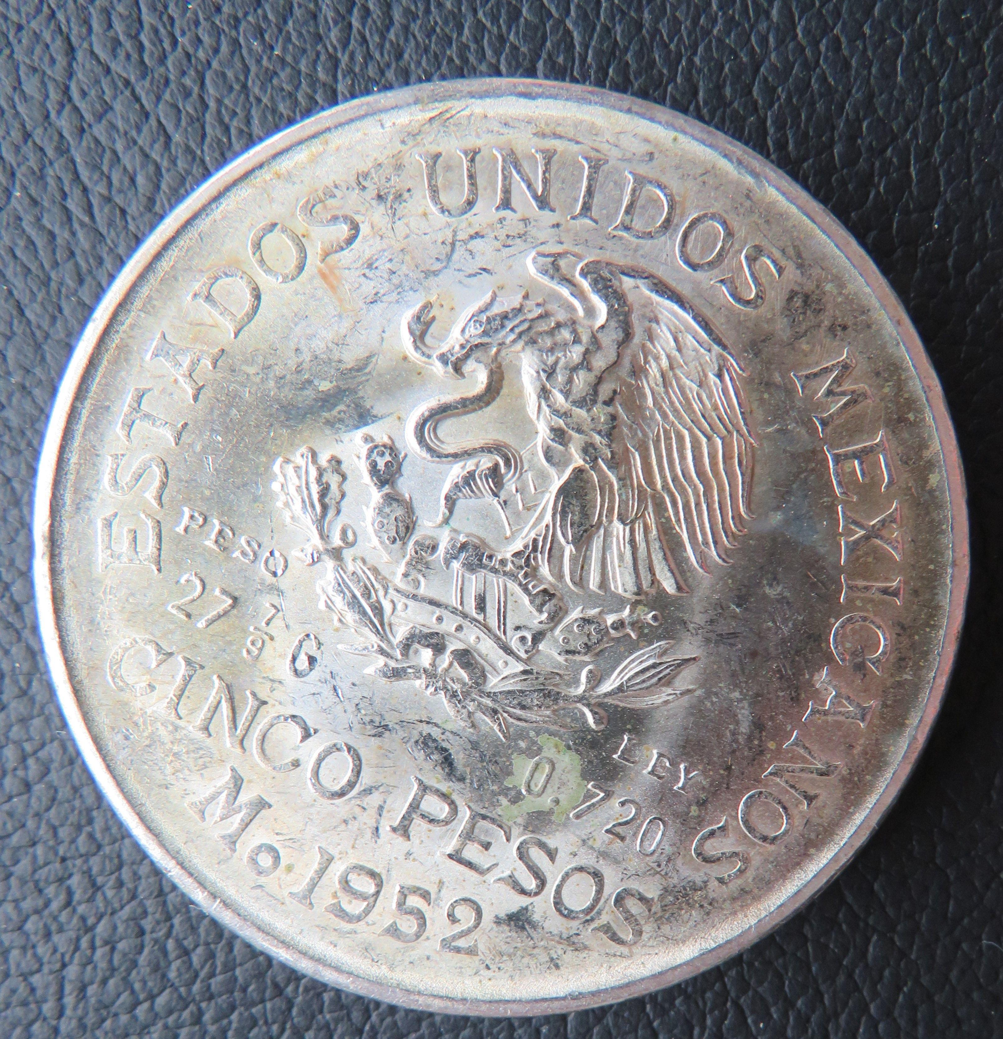 1952- 5 Pesos Mexican Silver coin