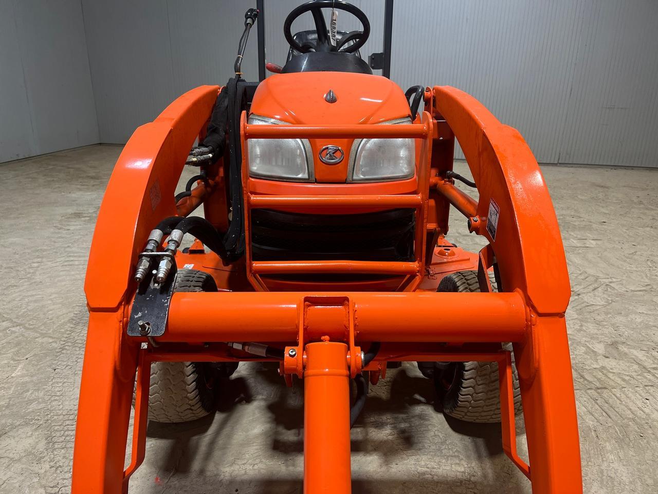 2014 Kubota BX2670 Compact Tractor with Loader & Belly Mower