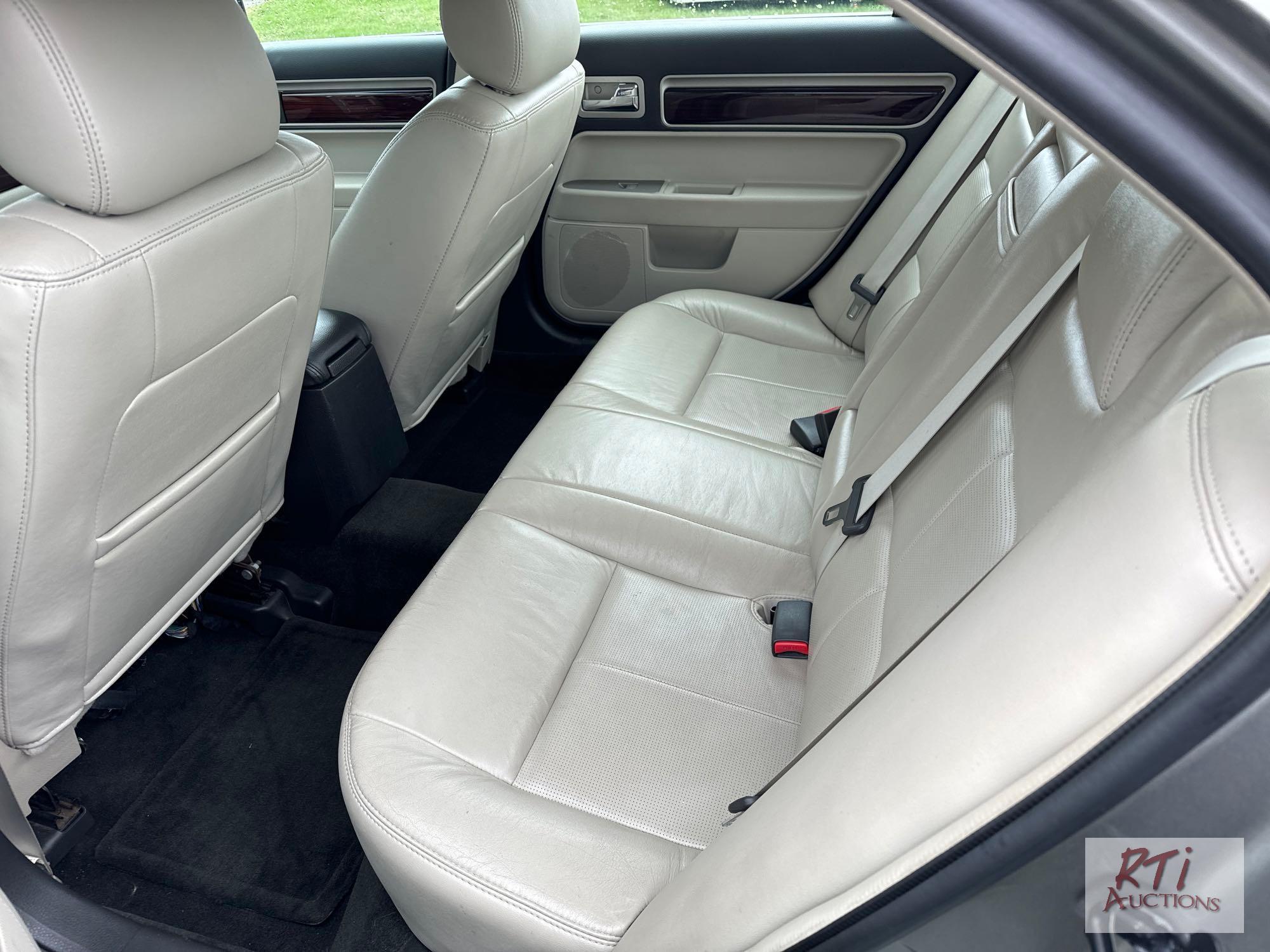 2008 Lincoln MKZ 4 door sedan, AWD, leather, PW, PL, A/C, heated and cooled seats, 198,059 miles.,