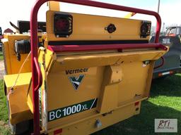 Vermeer BC1000 XL power feed wood chipper, gas engine, 290 hrs