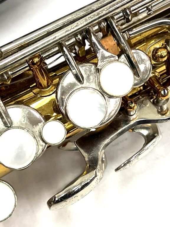 Selmer Bundy II Tenor Saxophone in Case